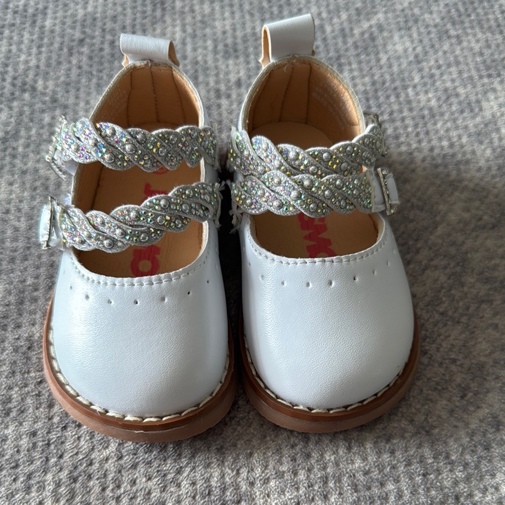 Josmo Dress Shoes White and Brown with Sparkling Straps